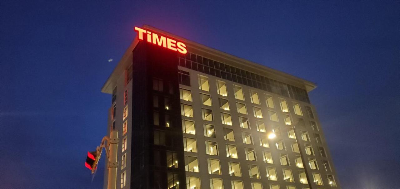 Grand Times Hotel Laval - Centropolis Esterno foto