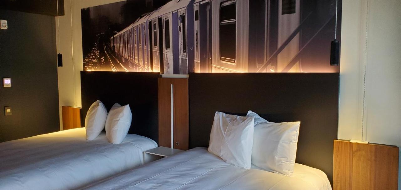 Grand Times Hotel Laval - Centropolis Esterno foto