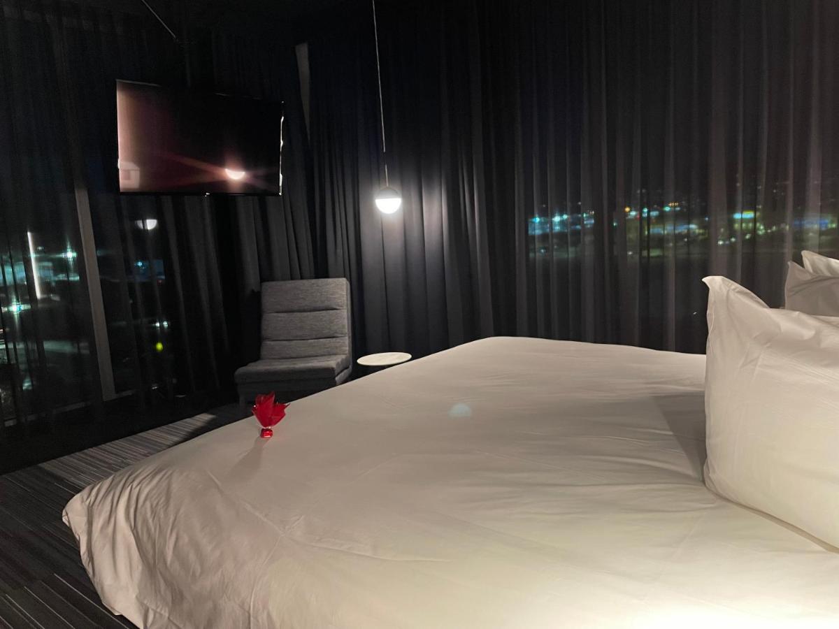 Grand Times Hotel Laval - Centropolis Esterno foto